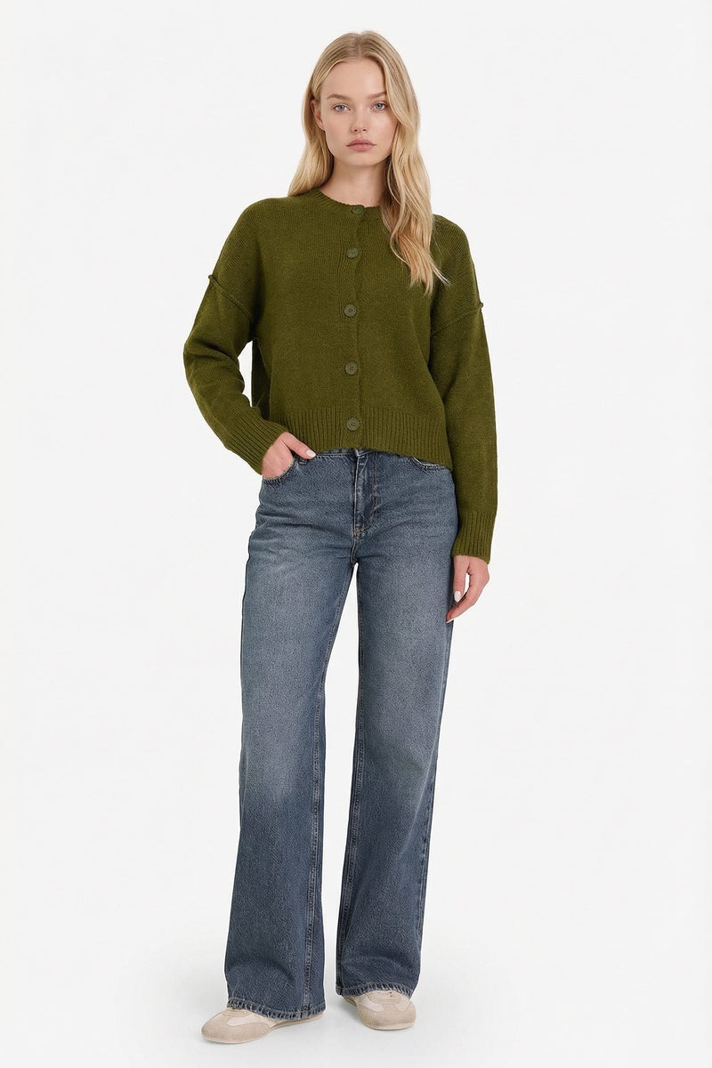 ديفاكتو كارديجان قصة عادية برقبة مستديرة - Image 2